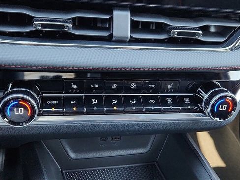 New 2026 Chevrolet Equinox RS image 11