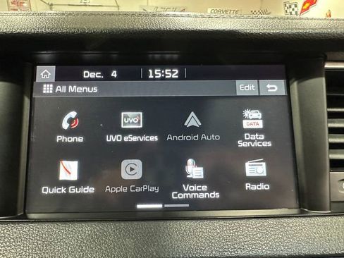 Used 2019 Kia Cadenza Limited image 15