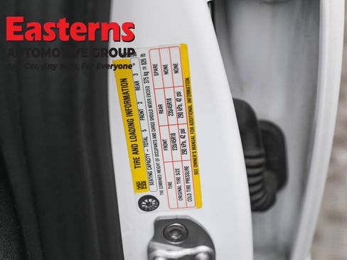 Used 2023 Tesla Model 3 Standard Range image 32