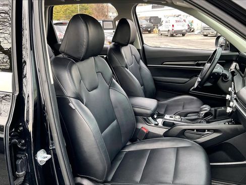 Used 2023 Kia Telluride S w/ S Sunroof Package image 8