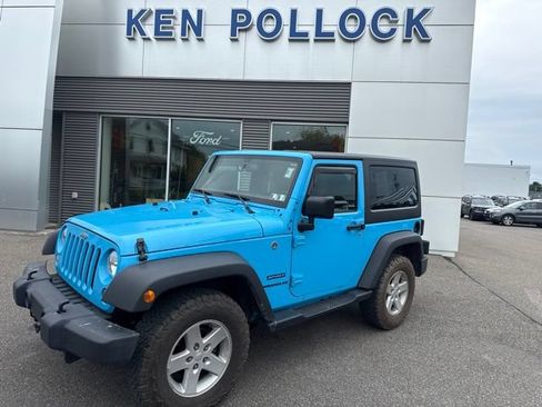Used 2017 Jeep Wrangler Sport w/ Quick Order Package 24S AWD/4WD image 2