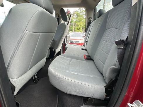 Used 2015 RAM 1500 Express AWD/4WD image 24