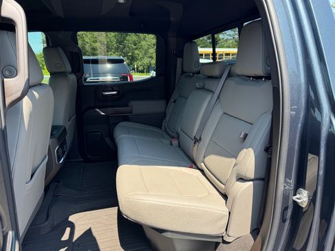 Used 2020 GMC Sierra 1500 SLT w/ SLT Premium Plus Package AWD/4WD image 19