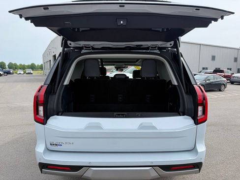 Used 2025 Ford Expedition Platinum AWD/4WD image 36