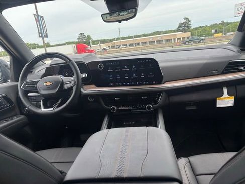 New 2026 Chevrolet Tahoe High Country AWD/4WD image 13