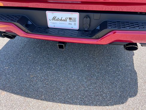 New 2026 RAM 1500 Big Horn AWD/4WD image 6