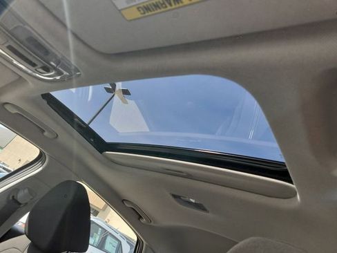 Certified 2025 Hyundai Elantra SEL w/ Cargo Package image 16