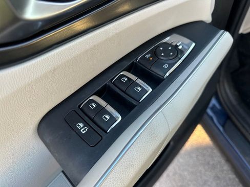 Used 2025 Kia Sorento S w/ Panoramic Sunroof Package image 57