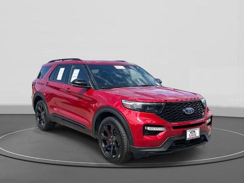 Certified 2022 Ford Explorer ST w/ Equipment Group 401A AWD/4WD image 4