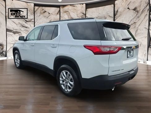 Used 2019 Chevrolet Traverse LT w/ LPO, Floor Liner Package AWD/4WD image 7