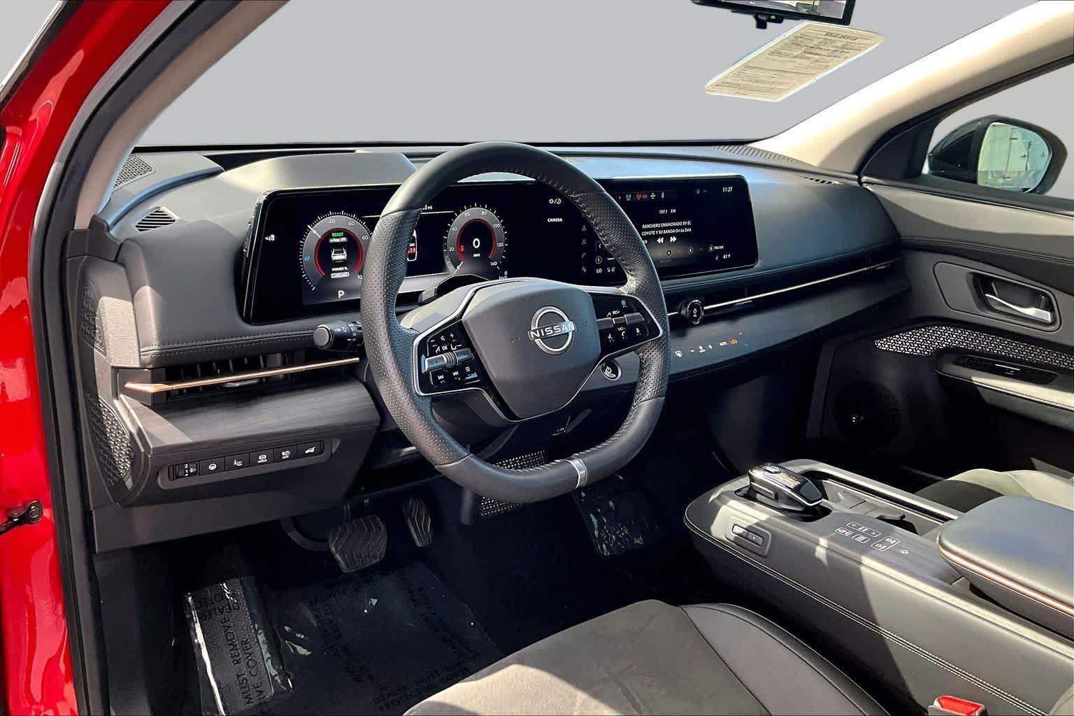 Used 2024 Nissan Ariya FWD image 17