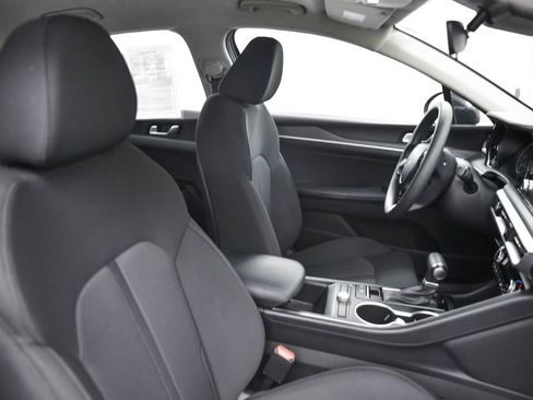 Used 2024 Kia K5 LXS image 17