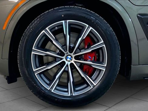 New 2026 BMW X5 xDrive50e image 11