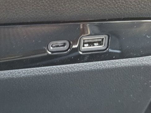 New 2026 Buick Enclave Avenir image 9