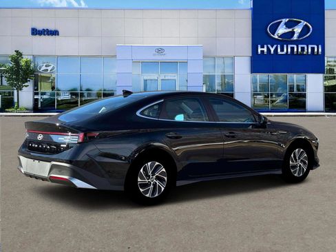 New 2026 Hyundai Sonata Blue FWD image 7