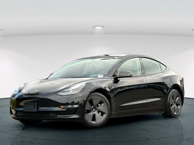 Used 2022 Tesla Model 3 Standard Range RWD image 2