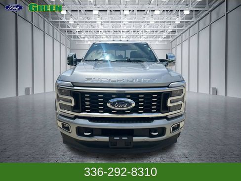 Used 2024 Ford F450 Platinum w/ FX4 Off-Road Package AWD/4WD image 8