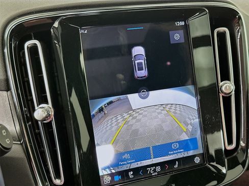 Used 2023 Volvo XC40 Recharge Ultimate w/ Protection Package Premier image 13