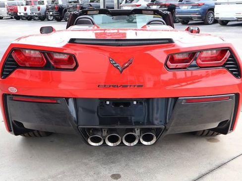 Used 2019 Chevrolet Corvette Stingray Convertible w/ Carbon Flash Badge Package RWD image 8