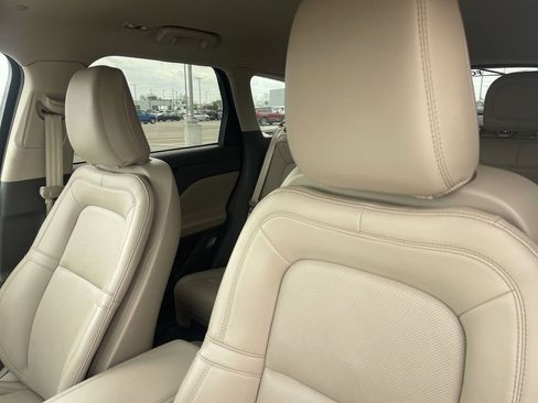 Used 2024 Lincoln Corsair AWD w/ Equipment Group 101A image 6