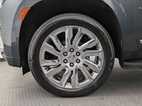 Used 2021 GMC Yukon SLT w/ SLT Premium Package AWD/4WD image 29
