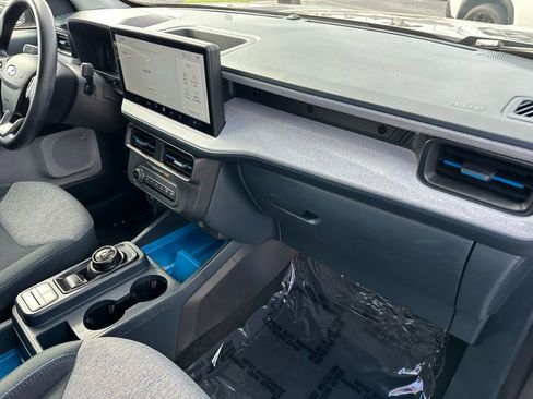 Used 2025 Ford Maverick XLT image 23