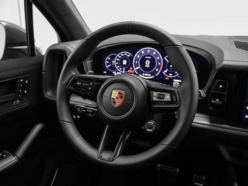 New 2026 Porsche Cayenne GTS image 35