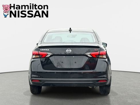 New 2025 Nissan Versa SR w/ Trunk Package image 3