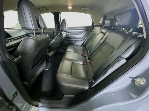 Used 2024 Nissan Ariya FWD image 28