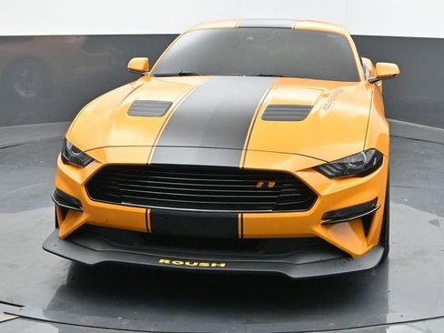 Used 2019 Ford Mustang GT Premium w/ GT Performance Package image 5