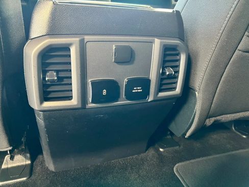 Used 2018 Ford F150 XLT w/ Equipment Group 302A Luxury AWD/4WD image 21