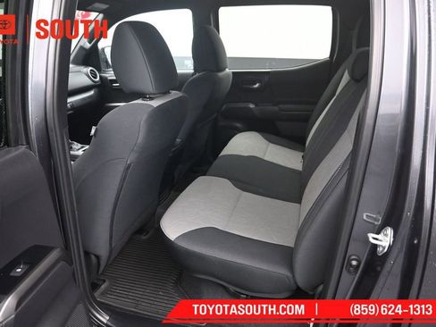Used 2023 Toyota Tacoma TRD Sport AWD/4WD image 10