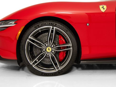 Certified 2026 Ferrari Roma Spider RWD image 10