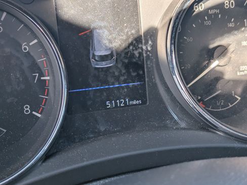 Used 2020 Nissan Rogue SL w/ Premium Package image 10