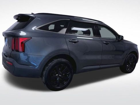 Used 2021 Kia Sorento S w/ Panoramic Sunroof Package image 8