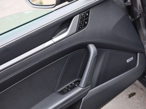 Used 2020 Porsche 911 Carrera S image 23