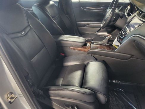 Used 2014 Cadillac XTS Luxury image 13