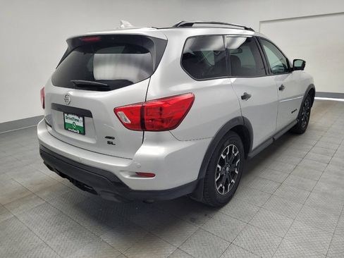 Used 2019 Nissan Pathfinder SL AWD/4WD image 9