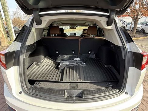 Certified 2025 Acura RDX w/ Technology Package image 8