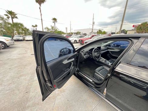 Used 2018 Audi A4 2.0T Ultra Premium w/ Convenience Package FWD image 5