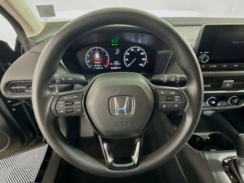 Certified 2023 Honda HR-V LX image 11