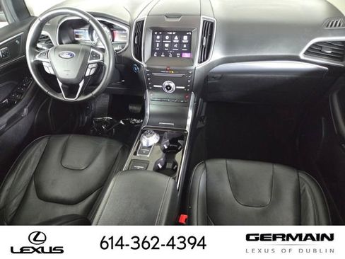 Used 2019 Ford Edge Titanium FWD image 28
