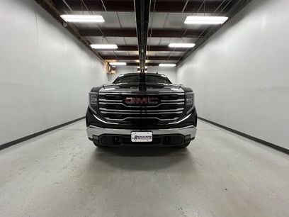 New 2026 GMC Sierra 1500 SLT w/ SLT Premium Package