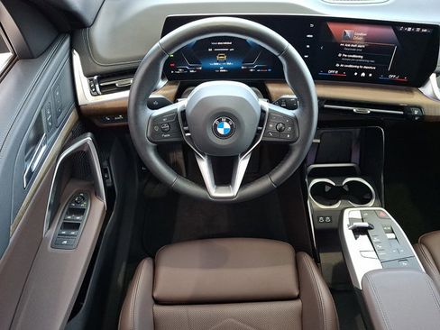 Certified 2025 BMW X1 xDrive28i w/ Convenience Package image 11