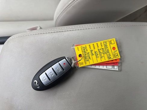 Used 2015 INFINITI Q50 Premium w/ Navigation Package image 9