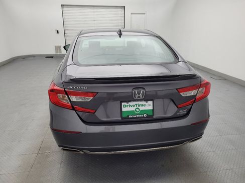 Used 2018 Honda Accord Touring image 6