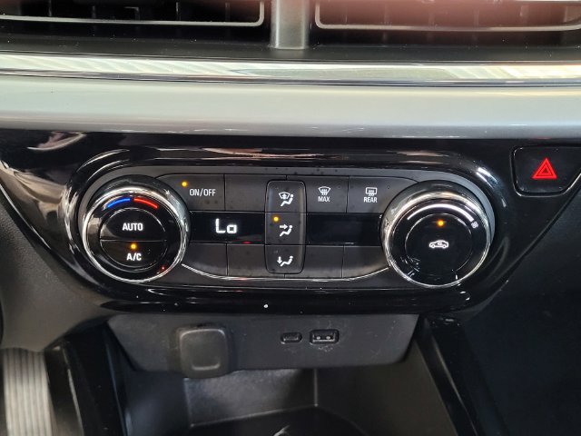 Used 2026 Chevrolet Trax LT FWD image 21