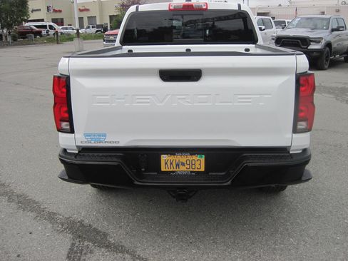 Used 2023 Chevrolet Colorado Z71 w/ Z71 Convenience Package 2 image 4