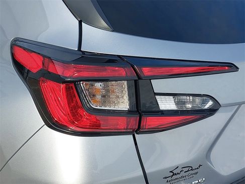 Used 2025 Subaru Crosstrek 2.5i Limited image 30