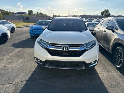 Used 2017 Honda CR-V Touring image 2